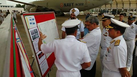 PLANE-PARRIKAR Missing IAF plane: Parrikar in Chennai to monitor ops