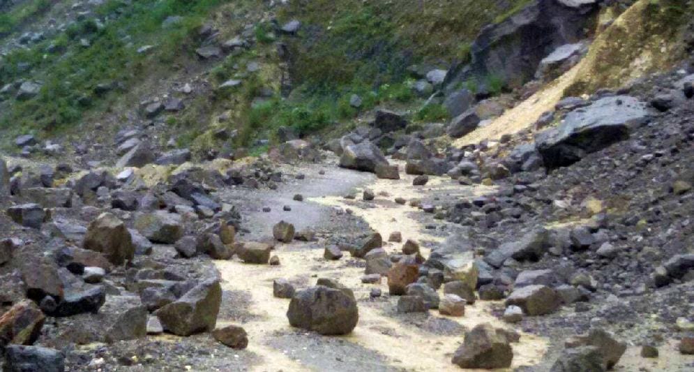 Blasnitg falling stones in the fields, farmers angry