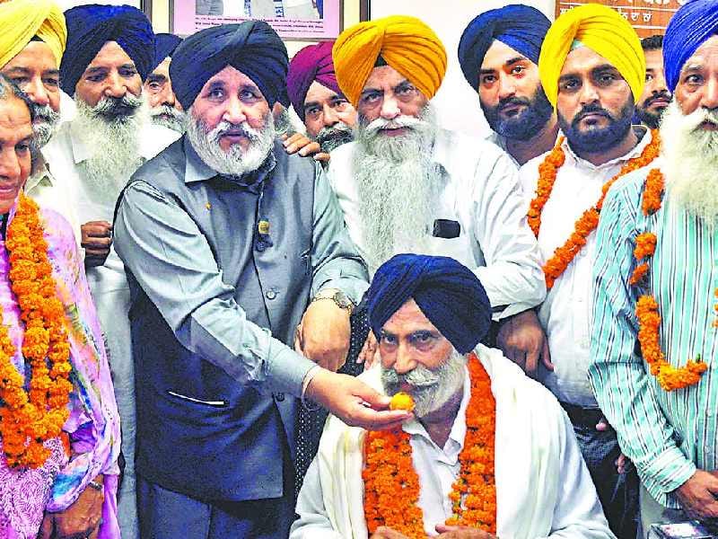 parliament video controversy, bhagwant mann, daljit singh cheema, aam admi party, mohali