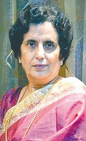 DR. Saroj Singh, Acting Principal of SN
