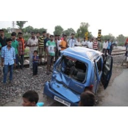 car accident, car accident in hisar, railway crossing, Hisar