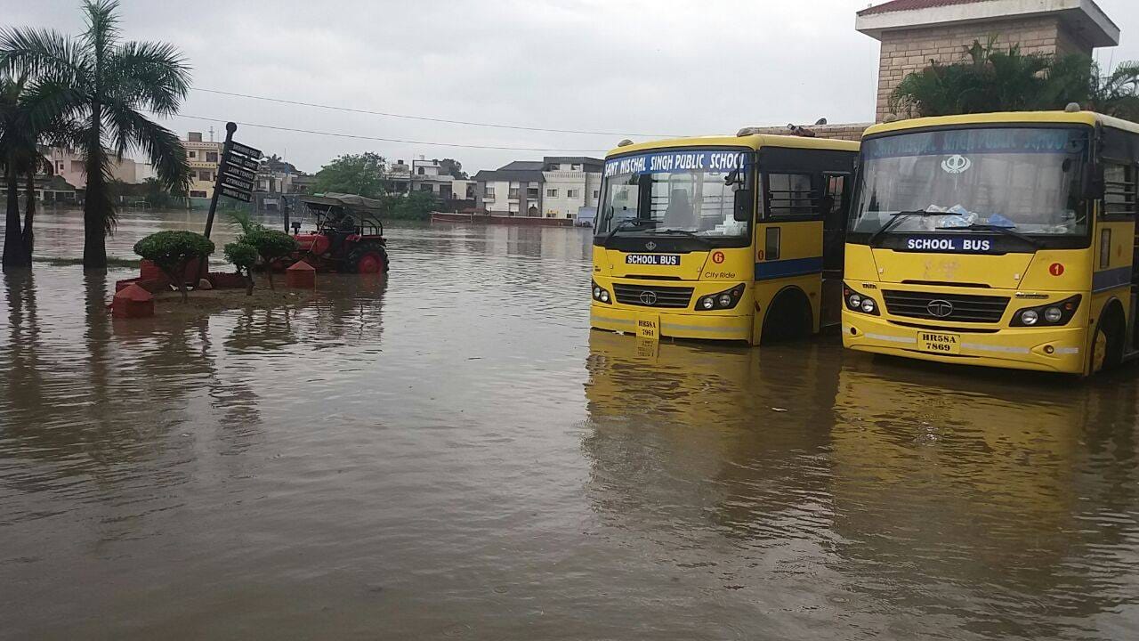 water filled due to heavy rain in yamunanagar, people protest against administration