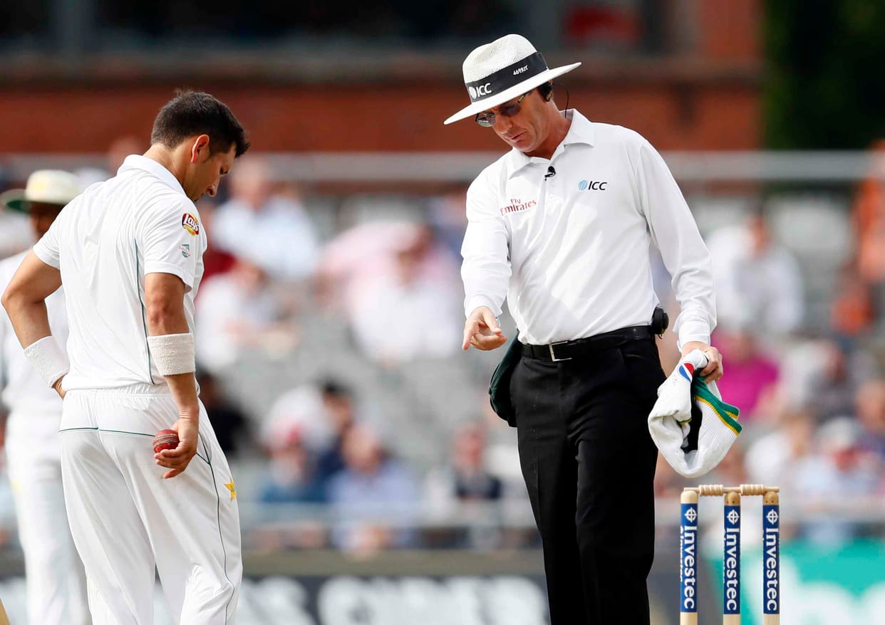 yasir shah wicketless after 31 overs in manchester test