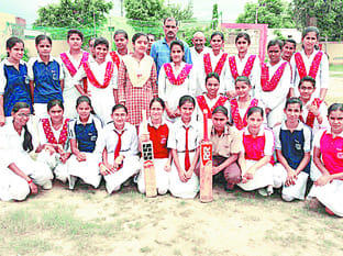 Vidya Bhavan school won the match by one run