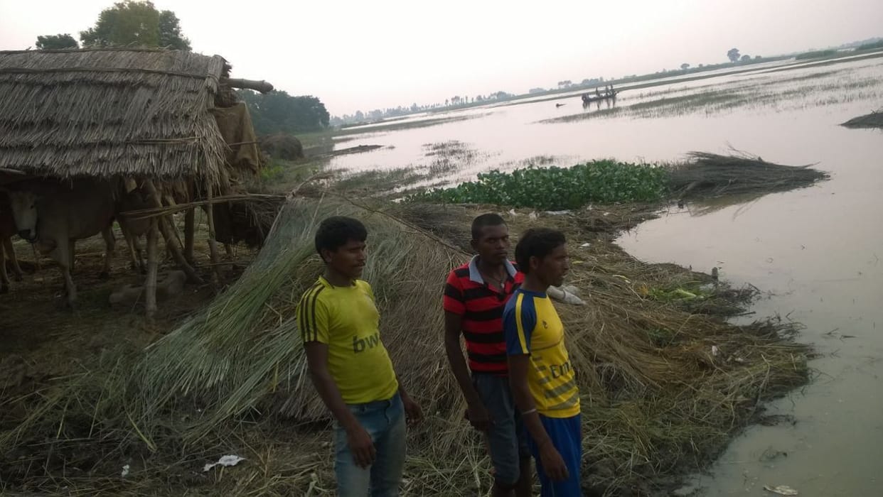 Reduced water levels of Saryu but offloading hawk