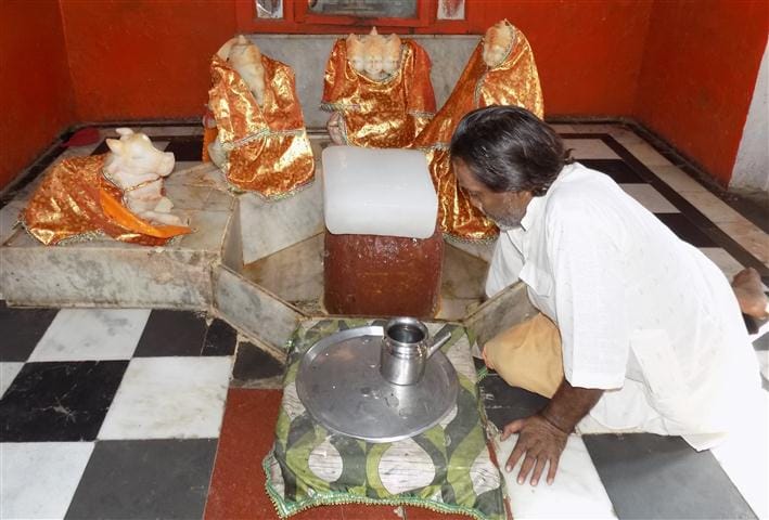 First Monday of Sawan today, shall overflow bhakt