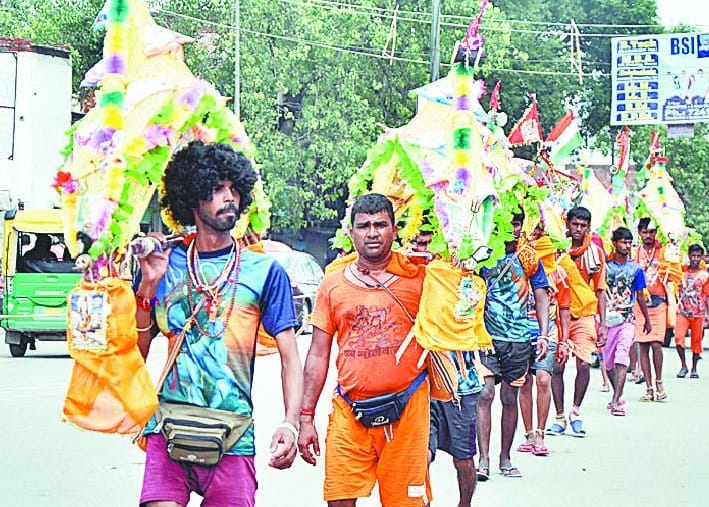 DM angry at the lack of cleanliness on Kanvd routes 