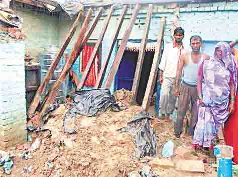 fell down boundry of sp resident