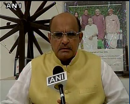 Railway Police arrest Siwan BJP MLC Tunna Pandey for allegedly molesting a woman