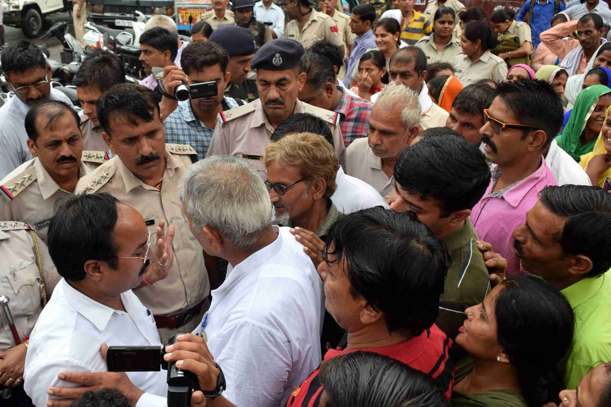 train stop, parents, child, protest, arreast, rule134a, haryana, rohtak