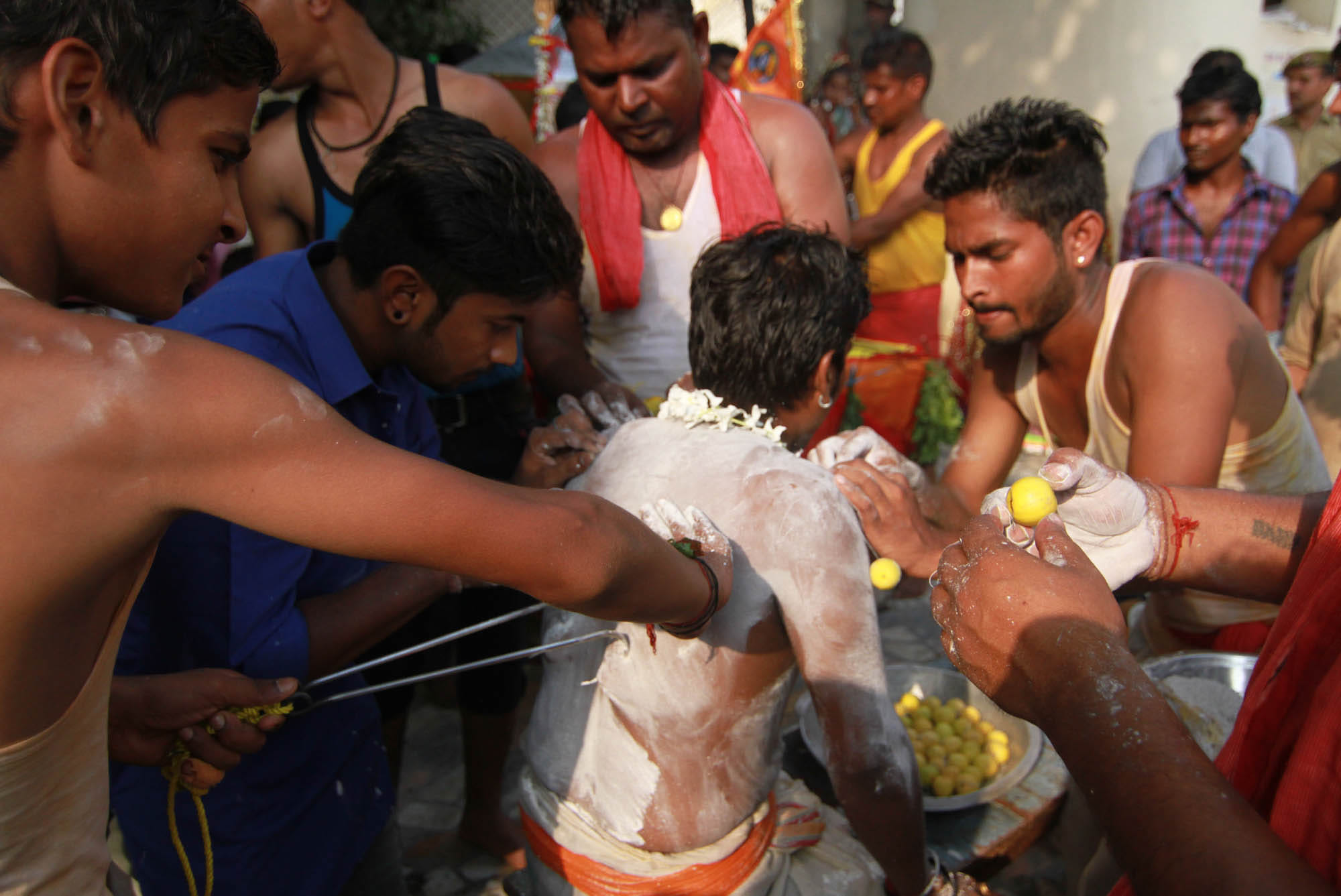 Feat of devotees