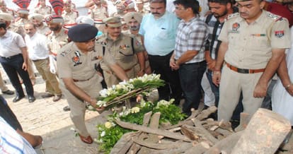  funeral, SSP Maninder Singh, Firozpur SSP, DGP Punjab, Suresh Kumar Arora, jalandhar, punjab,
