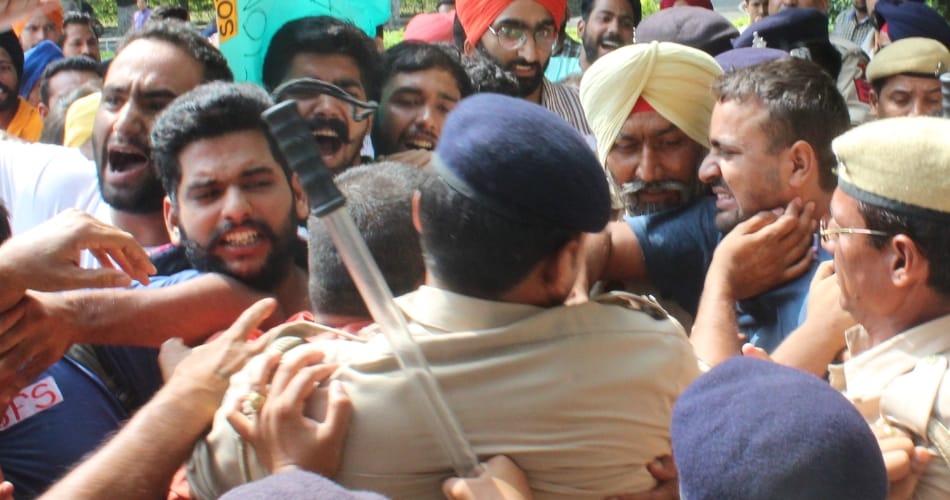 punjab universuty, punjab university senate meeting, student organization protest, chandigarh