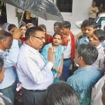अनुदेशकों को समझाते बीएसए आनंद प्रकाश शर्मा