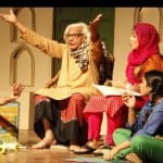 एक तबका ऐसा है जिसके लिए रंगमंच पूज्यनीय है