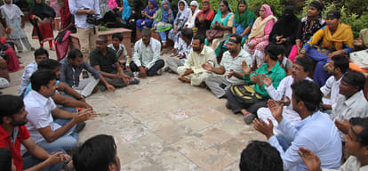 AAP grew legislator Amantullah police remand, the court was out protesting against PM