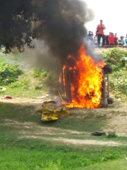 Tata Magic train collision, five schoolchildren died, several injured