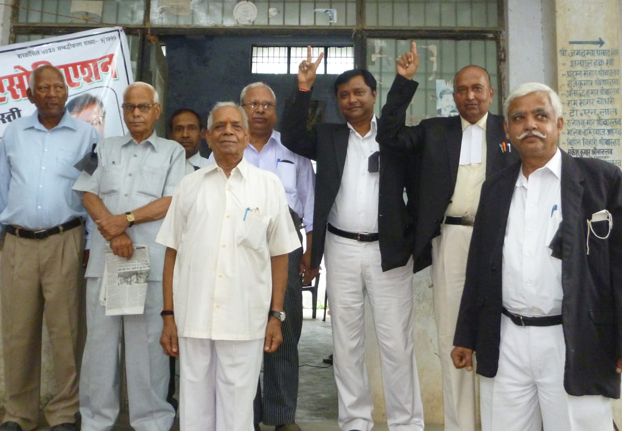 Lawyers continue to boycott work