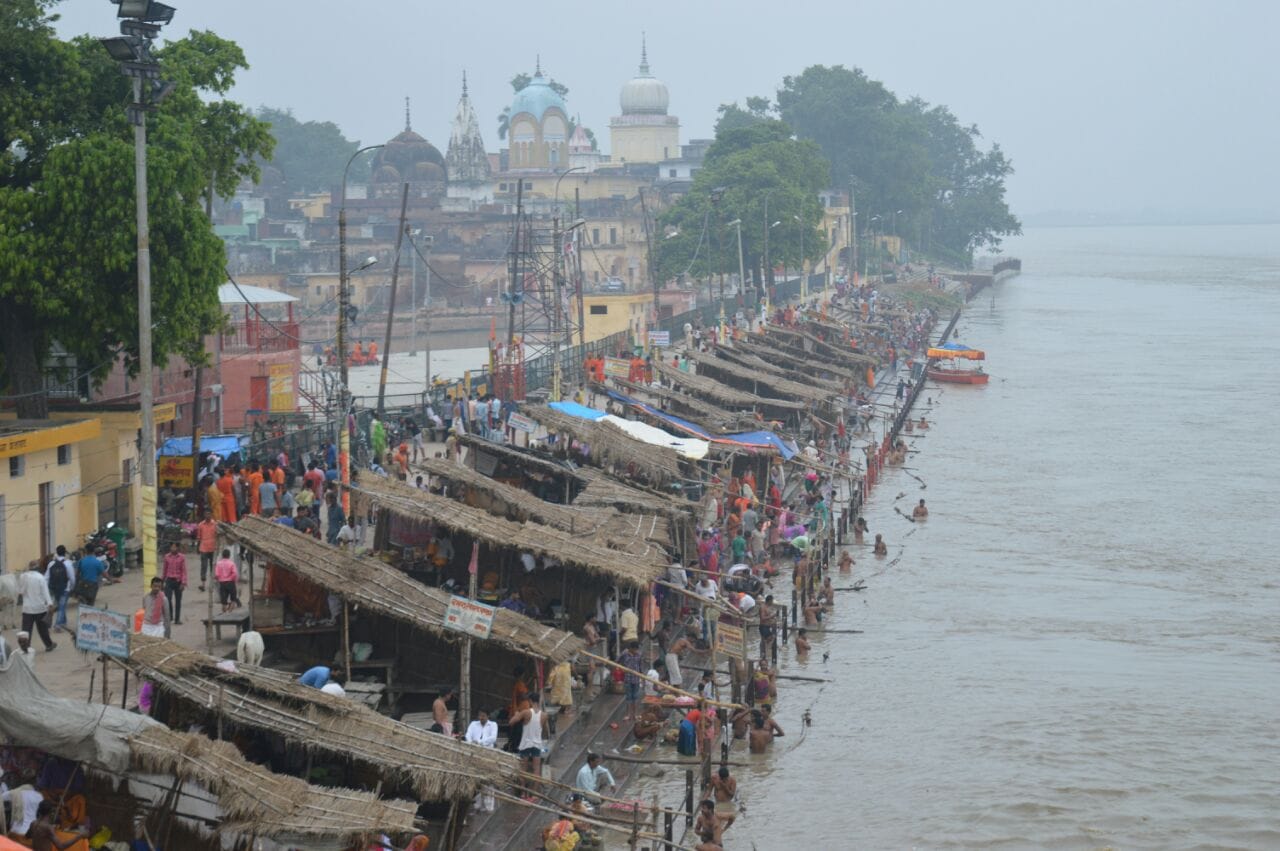 happening in ayodhya over dispute.