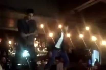 Ranveer Singh and Ranbir Kapoor‘s danced in a birthday party