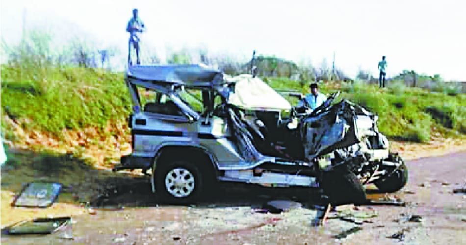 eight people including five scoundrals died in road accident in hisar