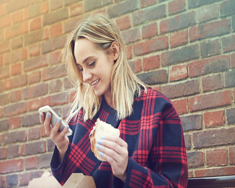 These symptoms shows That you are suffering from Facebook Addiction 