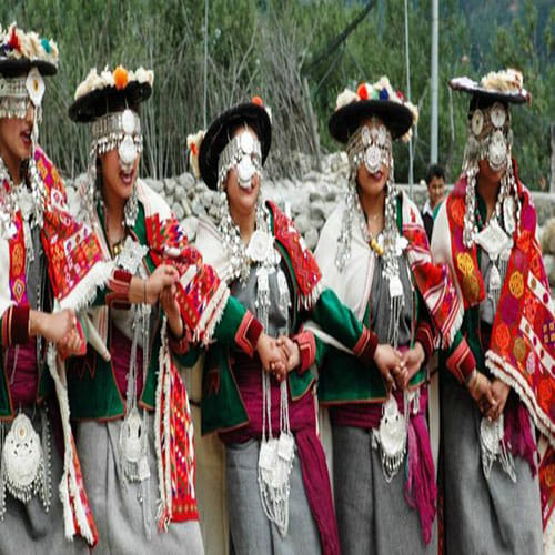 village where couple do not talk for 5 days