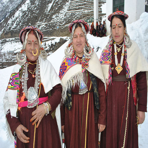 village where couple do not talk for 5 days