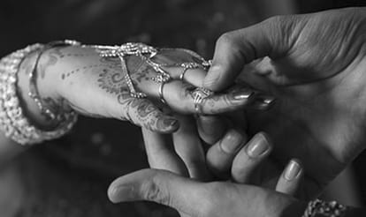 bareilly woman alleged that her father have 140 sex partner