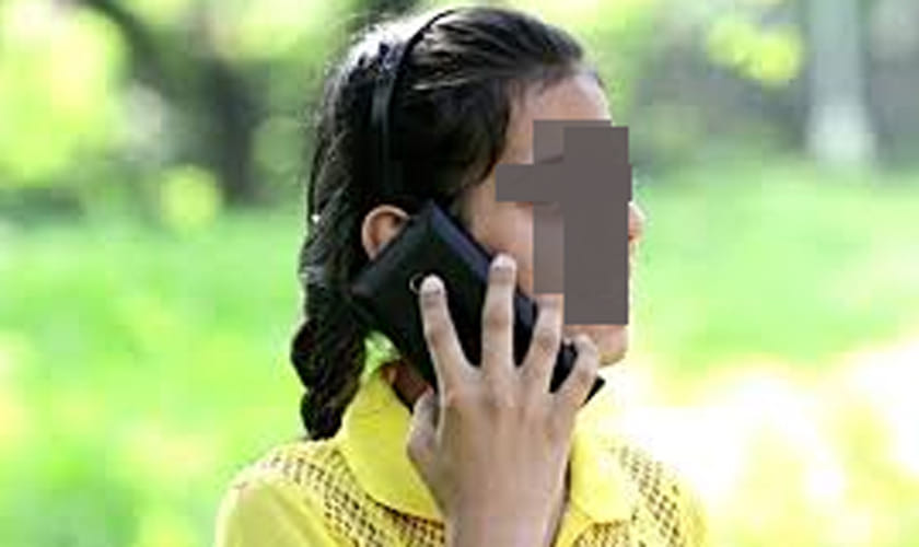 girl left home for love, cheated