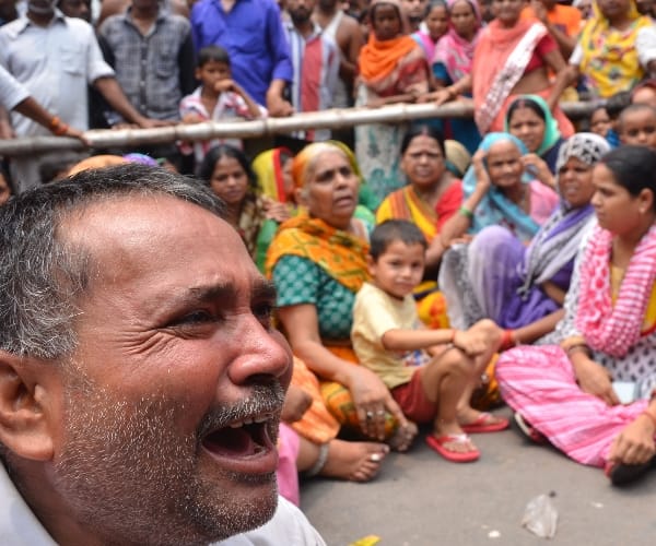 man murdered in lucknow for property