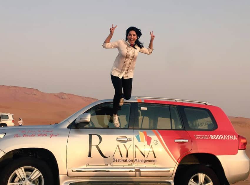 sunny leone holidaying in dubai, shares pic on twitter