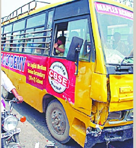 school bus hit to byke, two died