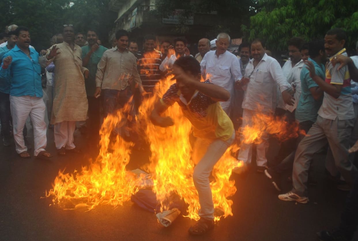 The woman poured kerosene burned died