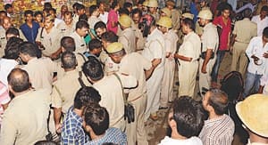 Students banging noises in the small Bgadha