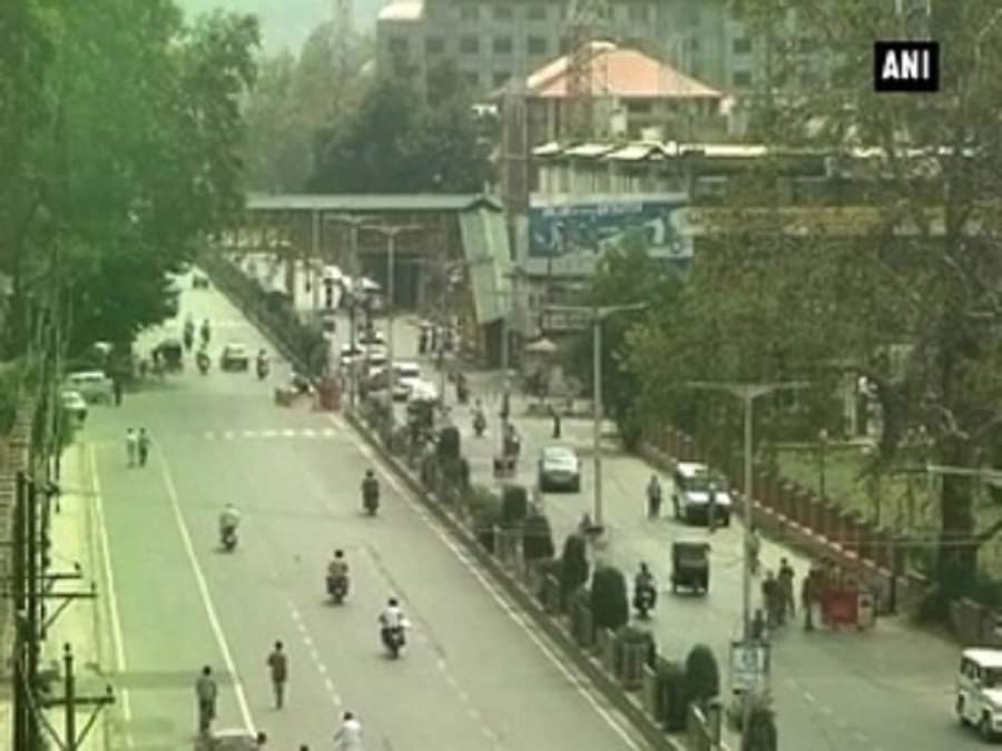 कर्फ्यू हटने के बाद का नजारा