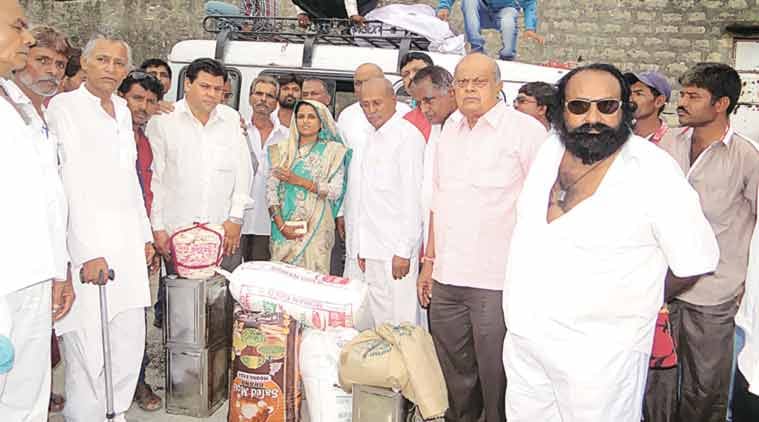 From far & wide, they come to meet Dalit family in Una
