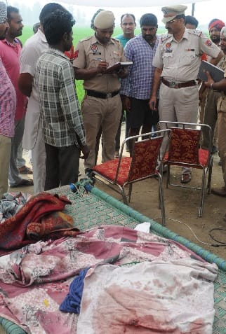 smugglers attck in house, killed a youth, malakpur, ludhiana,   punjab,