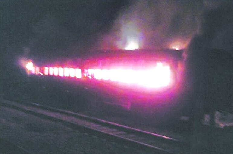 Sitting investigation on the fire in train coach 