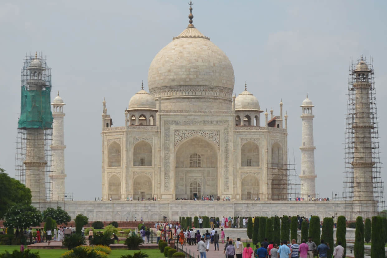 mudpack work at tajmahal has ended in agra