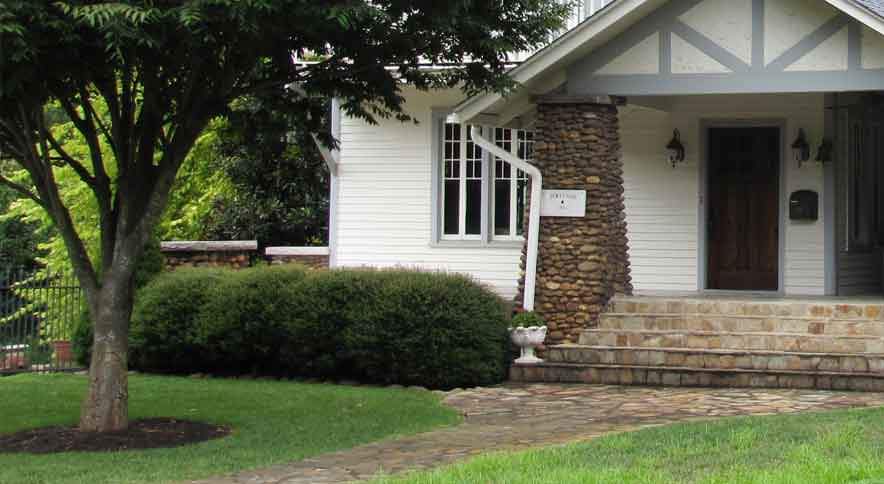 According to Vastu these 5 shadows falling on the house can give negative effects