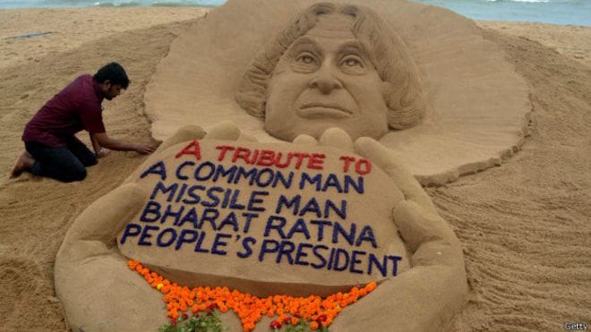 social media pay tribute to former president abdul kalam