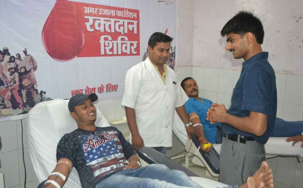 many people donated blood in memory of kargil heros