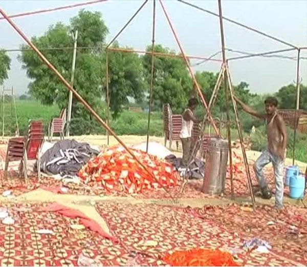 bride family refuse to give scorpio car in dowry, groom run away, bride marry to another boy
