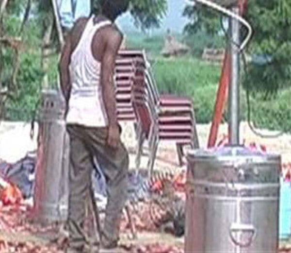 bride family refuse to give scorpio car in dowry, groom run away, bride marry to another boy