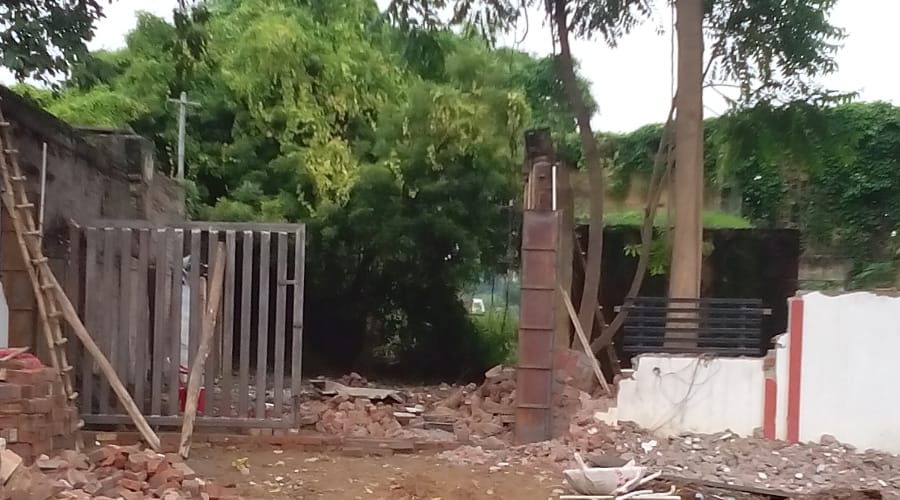  sp leader creates scene for illegal possession on land