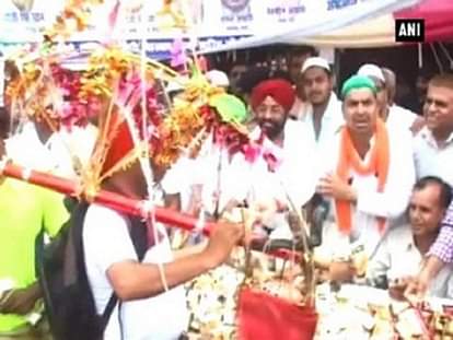 Communal Harmony: Muslims organise camp for Kanwariyas