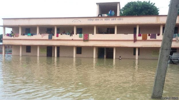 Due to heavy rain in nepal flood in bihar