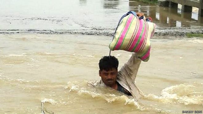 Due to heavy rain in nepal flood in bihar