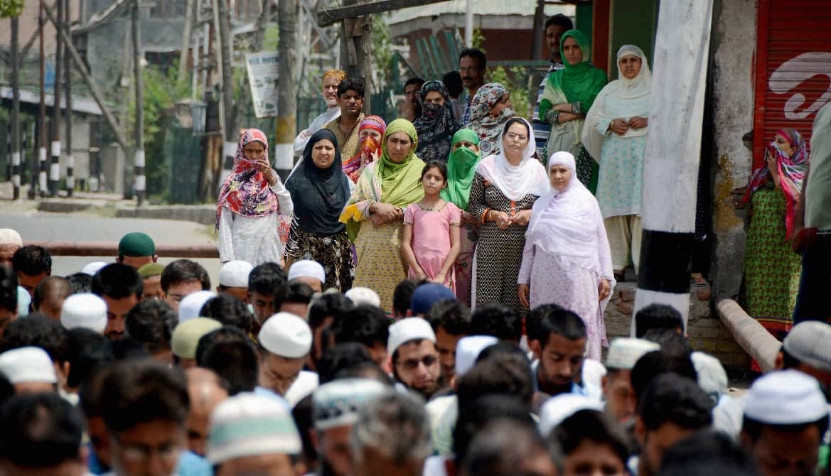 Curfew lifted from Srinagar